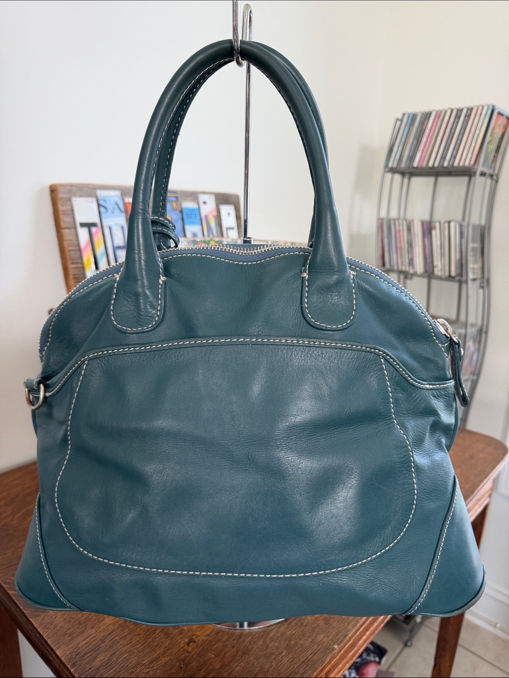 Talbots Beacon Hill domed satchel in a gorgeous teal leather & silver hardware - Picture 4 of 15